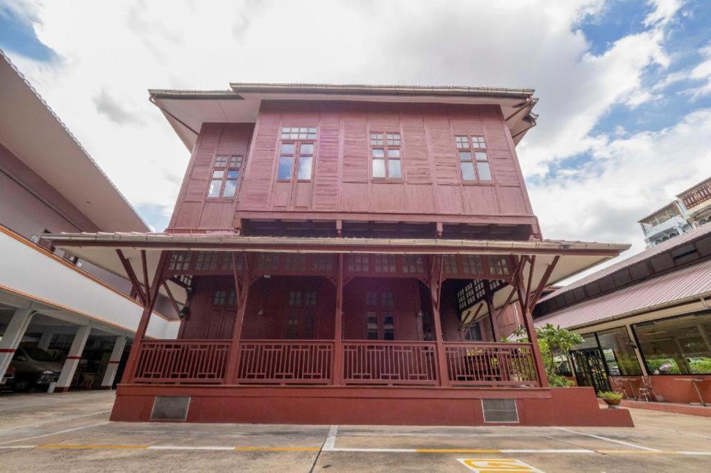 Hotel Oyo 1089 Baan Boran 2*