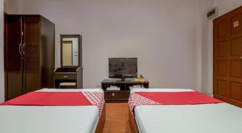 Oyo 1089 Baan Boran Hotel 2*